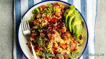 Ohne Kochen in 30 Minuten fertig: Dieser Bulgursalat schlägt langweiligen Kartoffelsalat beim Grillabend