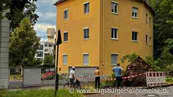 Schreckmoment durch Unwetter: Schon wieder fällt ein Baum nahe der Kahnfahrt um