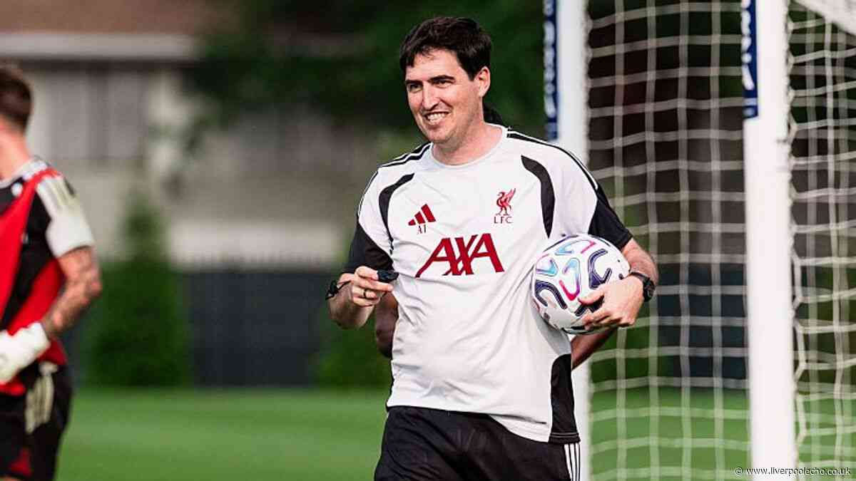 Andoni Iraola cites infamous Liverpool opponent as biggest influence as Rodri example made