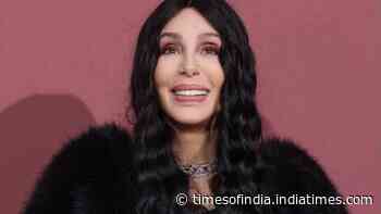 Cher bears USD 1 million of her legal fees in royalty lawsuit