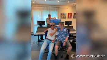 Absolute Schlager-Legende wird 83: Neue Musik und Auftritte auf Kreuzfahrt und Weihnachtsmarkt
