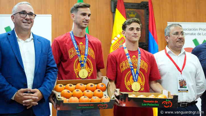 Why Spain’s World Cup heroes were gifted tomatoes