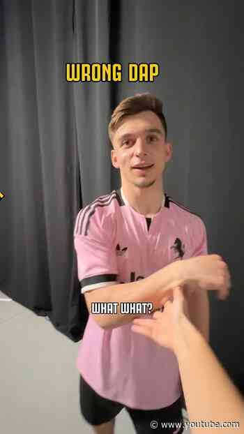 We ABSOLUTELY nailed the dap 🤝🤪​ #Juventus