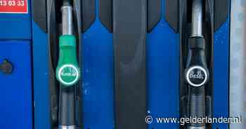 Olieprijs weer boven de 100 dollar per vat, dit merkt Nederland aan de pomp