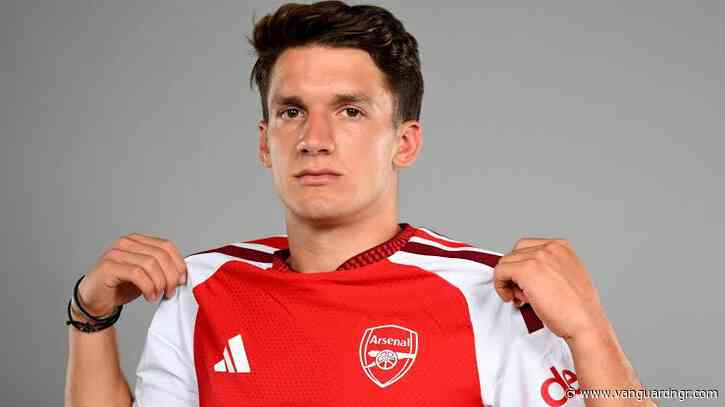 Arsenal seal £34m deal for winger Tzolis from Brugge