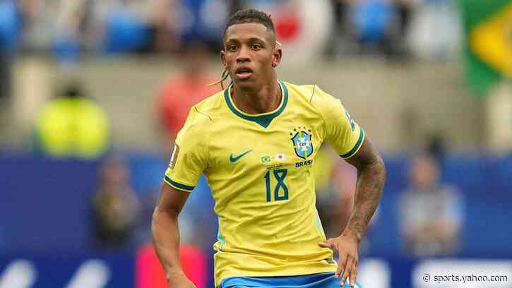 Man Utd and Newcastle interested in Danilo