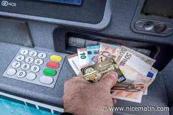 Les banques en suppriment 5 par jour en moyenne : le nombre de distributeurs de billets continue de baisser en France