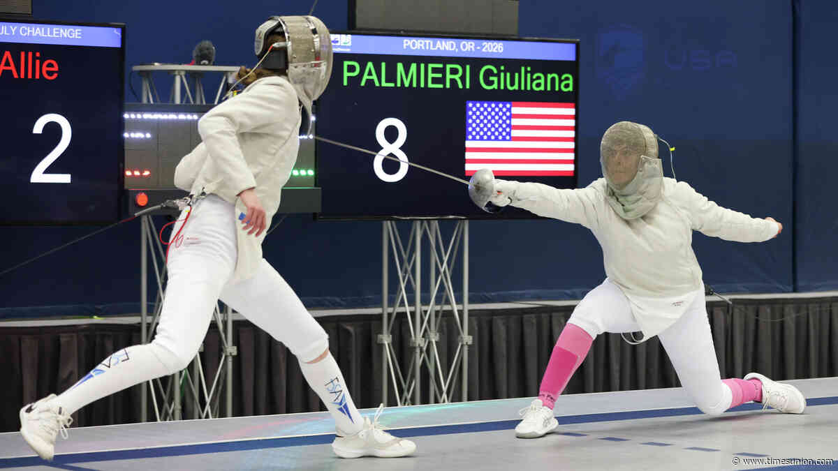 Shaker High's Giuliana Palmieri looks to take fencing skills to the next level after gold medal at nationals