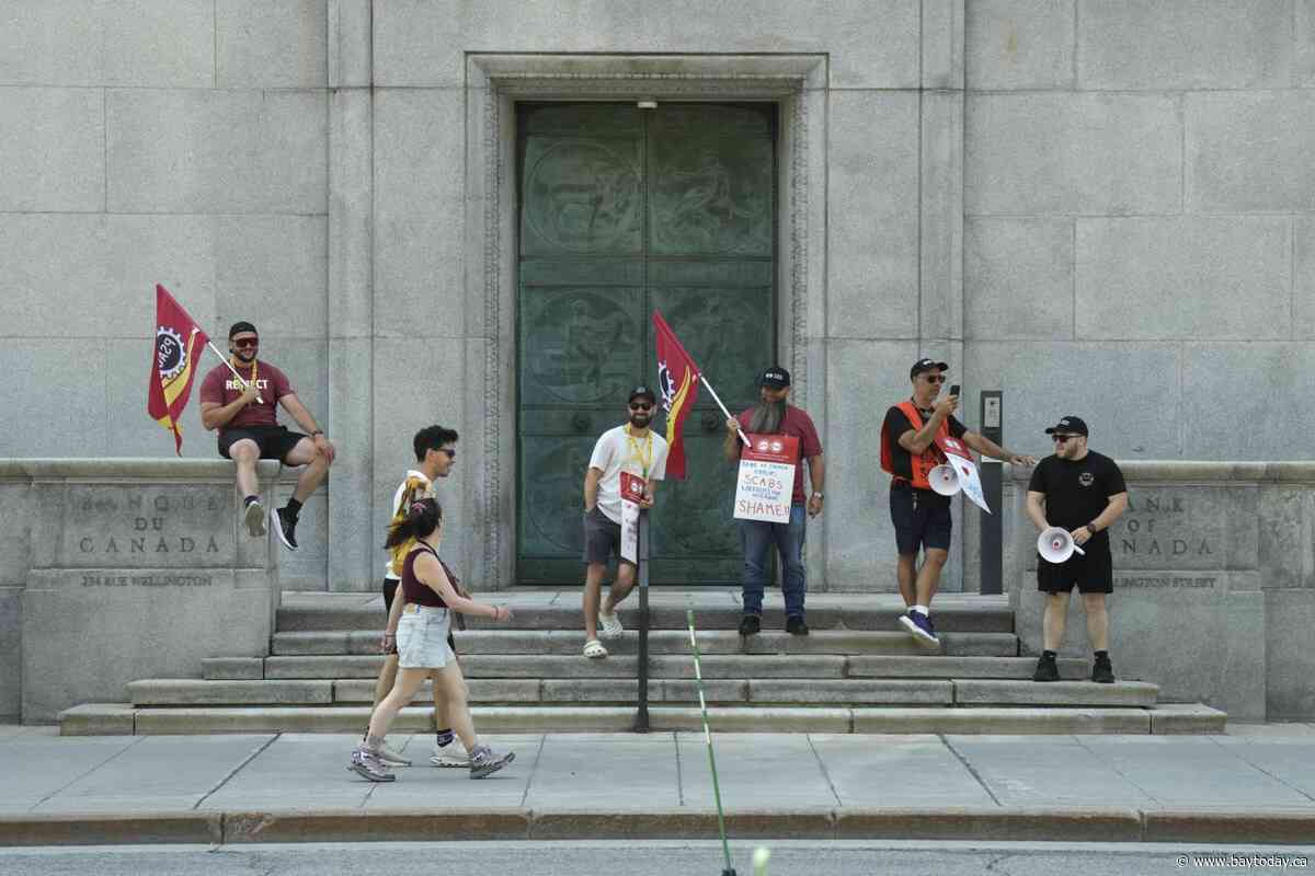 Bank of Canada ordered for second time not to use replacement workers during strike