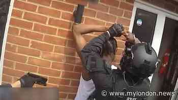 Moment armed police caught Croydon shotgun attacker who shot New Addington man in revenge ambush