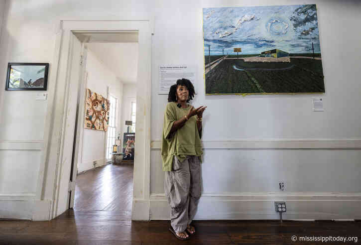 Artist’s Dollar General painting prompts viral conversation on rural socioeconomics