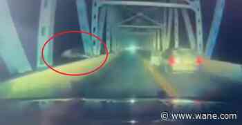 Video shows suspect diving from Missouri bridge to avoid arrest