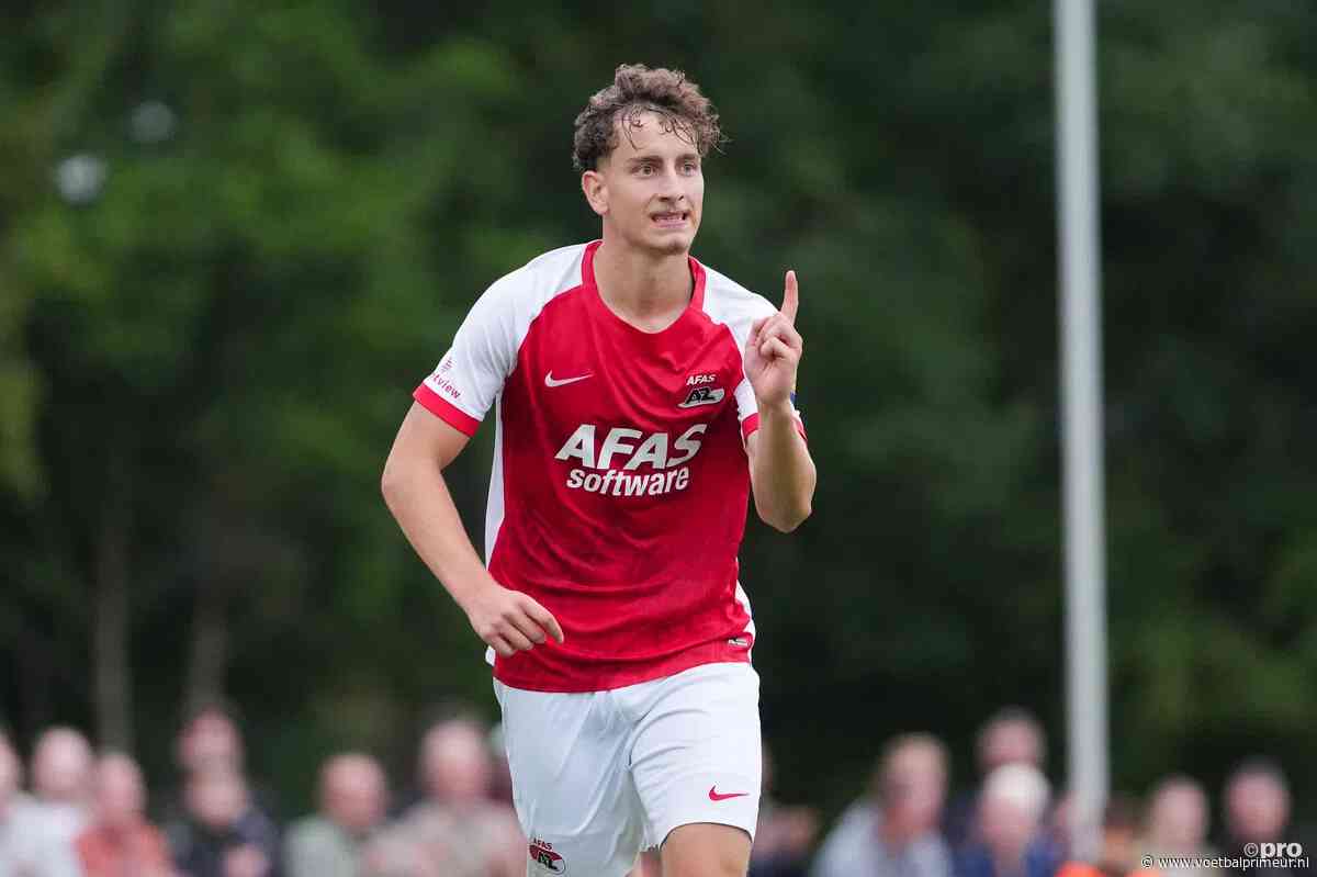 Fans worden gek na goal van nieuwe 'Haaland in Eredivisie': 'Wat een spits is dit'