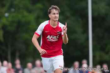 Fans worden gek na goal van nieuwe 'Haaland in Eredivisie': 'Wat een spits is dit'