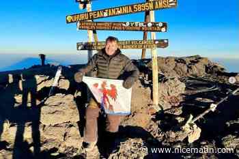 L’ancien maire de Nice, Christian Estrosi, au sommet du Kilimandjaro