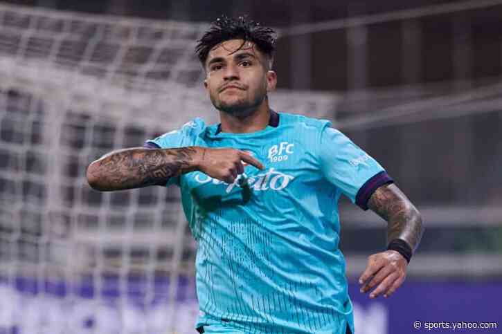 Roma inquire about Bologna striker Santiago Castro