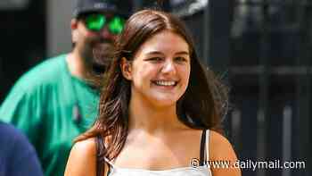 Suri Cruise, 20 to make acting debut in Shakespeare play: Hollywood's newest nepo baby is following in the footsteps of her famous parents