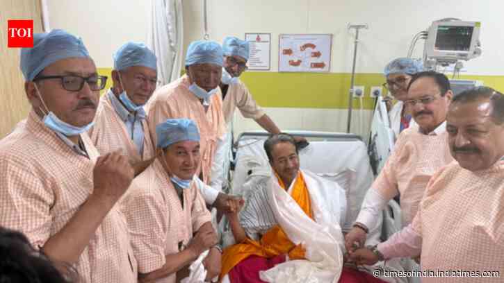 'In view of possible violence in the country': Sonam Wangchuk ends hunger strike after 26 days; PM Modi 'prays for his health'