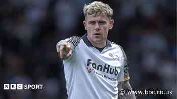 Derby edging closer to signing Ipswich's Szmodics