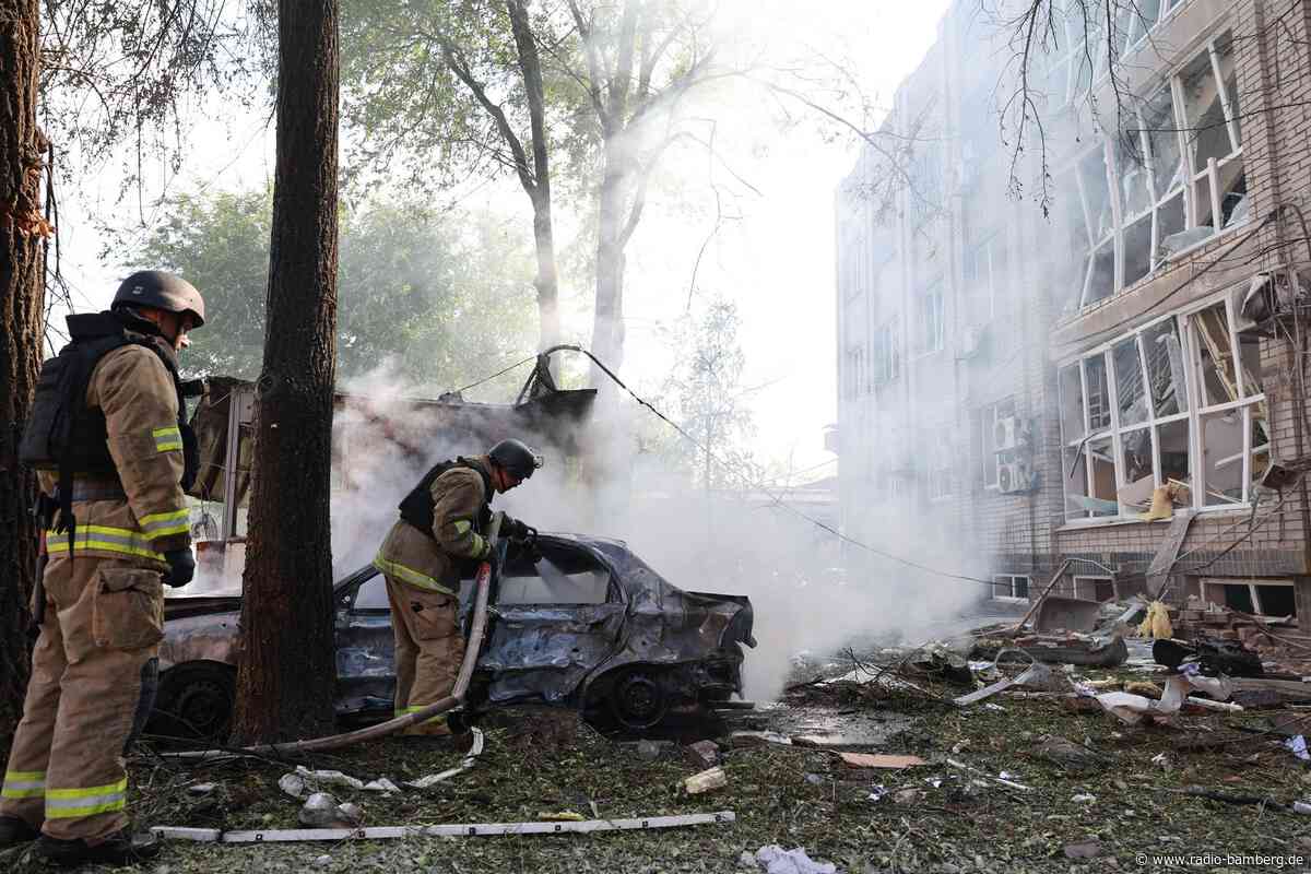 Ukraine: Bomben verletzen Dutzende in Saporischschja