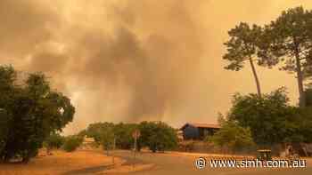 Thousands flee French holiday spot as fires spread across Europe