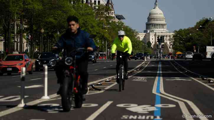 The federal government is erasing bike lanes — from its websites