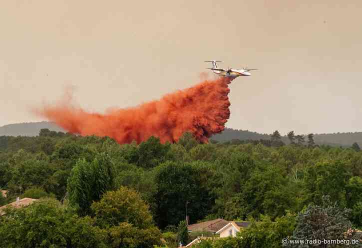 Kampf gegen Waldbrände in Frankreich dauert an