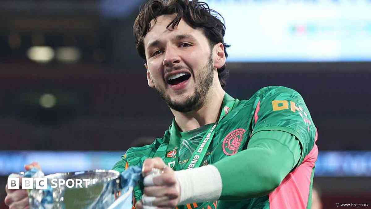 Leeds in talks to sign Man City keeper Trafford