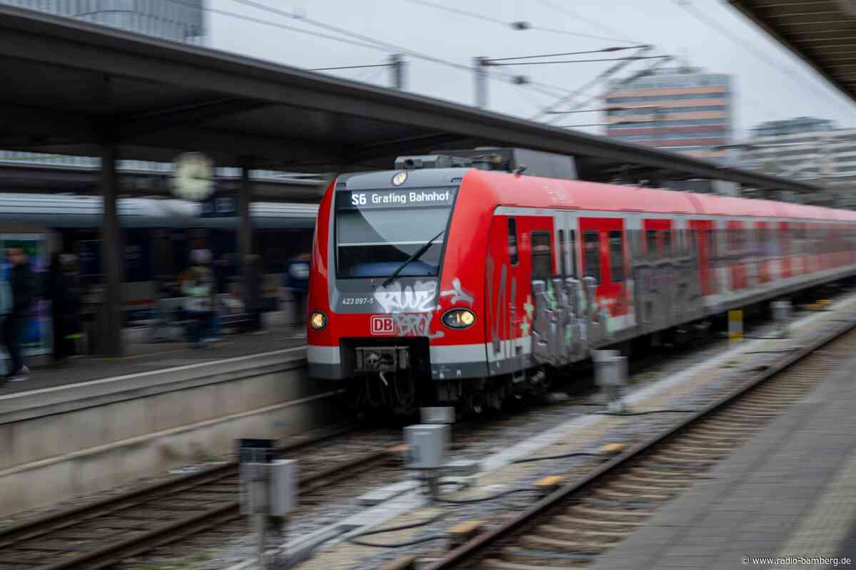 Monatelang Bus statt S-Bahn: Münchner S5 fährt nur bis Aying