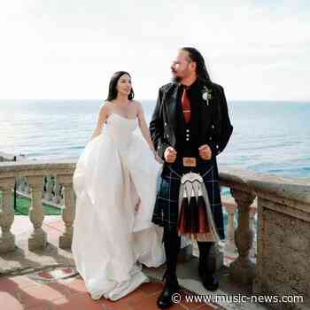 Korn frontman Jonathan Davis marries Brittany Parisi