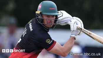Cox half-century helps Leics beat Glos in ODC