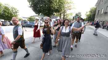 Aschauer Sommerfest eröffnet: Fünf Tage Bier, Brotzeit und Blasmusik