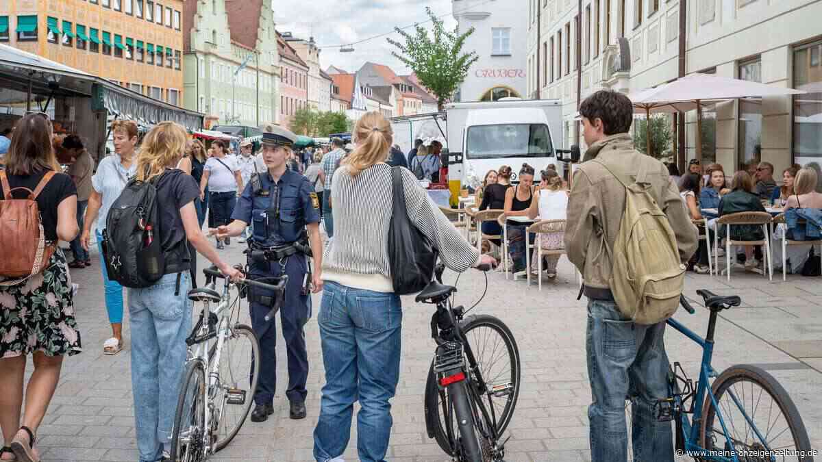 Ab sofort werden Bußgelder fällig: Oberbayerische Stadt greift bei Radlern in der Innenstadt durch