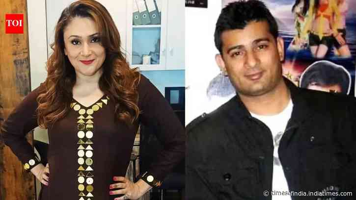 Aamir Khan's half brother Hyder forced ex-wife to sleep with directors to get money
