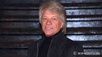 Gesundheitliche Probleme: Jon Bon Jovi muss Konzert in New York abbrechen