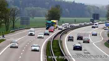 Zwischen den Anschlussstellen Illertissen und Dettingen der A7 wird die Fahrbahndecke erneuert