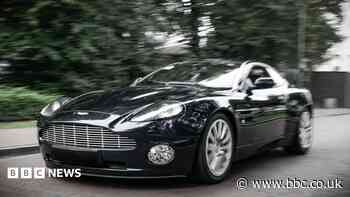 Aston Martin secures £550m loan deal
