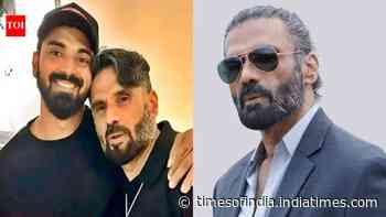 Suniel regrets not buying an IPL team: Shah Rukh was at the right place at the right time