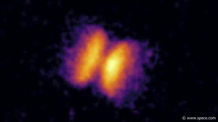 Hubble telescope watches unique nova explosion fire cosmic 'bullets' through the Milky Way at 20 million mph