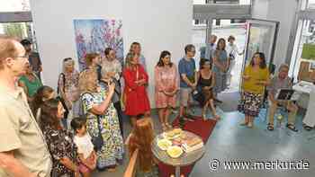 Kunstausstellung in Wolfratshausen zeigt 41 Werke – doch die Schule hat Mietsorgen