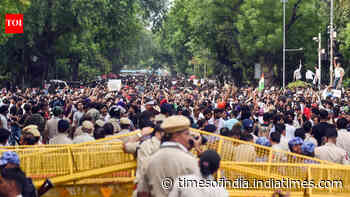 'Chalo Sansad' march: Delhi HC refuses to hear plea seeking NIA, CBI probe into July 20 protest