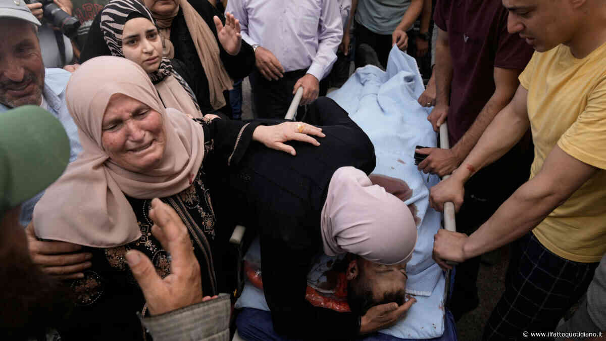 Palestinesi si scontrano con coloni israeliani e Idf in un villaggio vicino a Nablus: 5 morti e 3 feriti