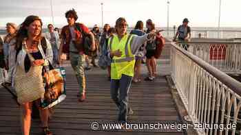 Menschen fliehen vor Waldbrand in Urlaubsregion: „Wir hatten nur 30 Minuten“