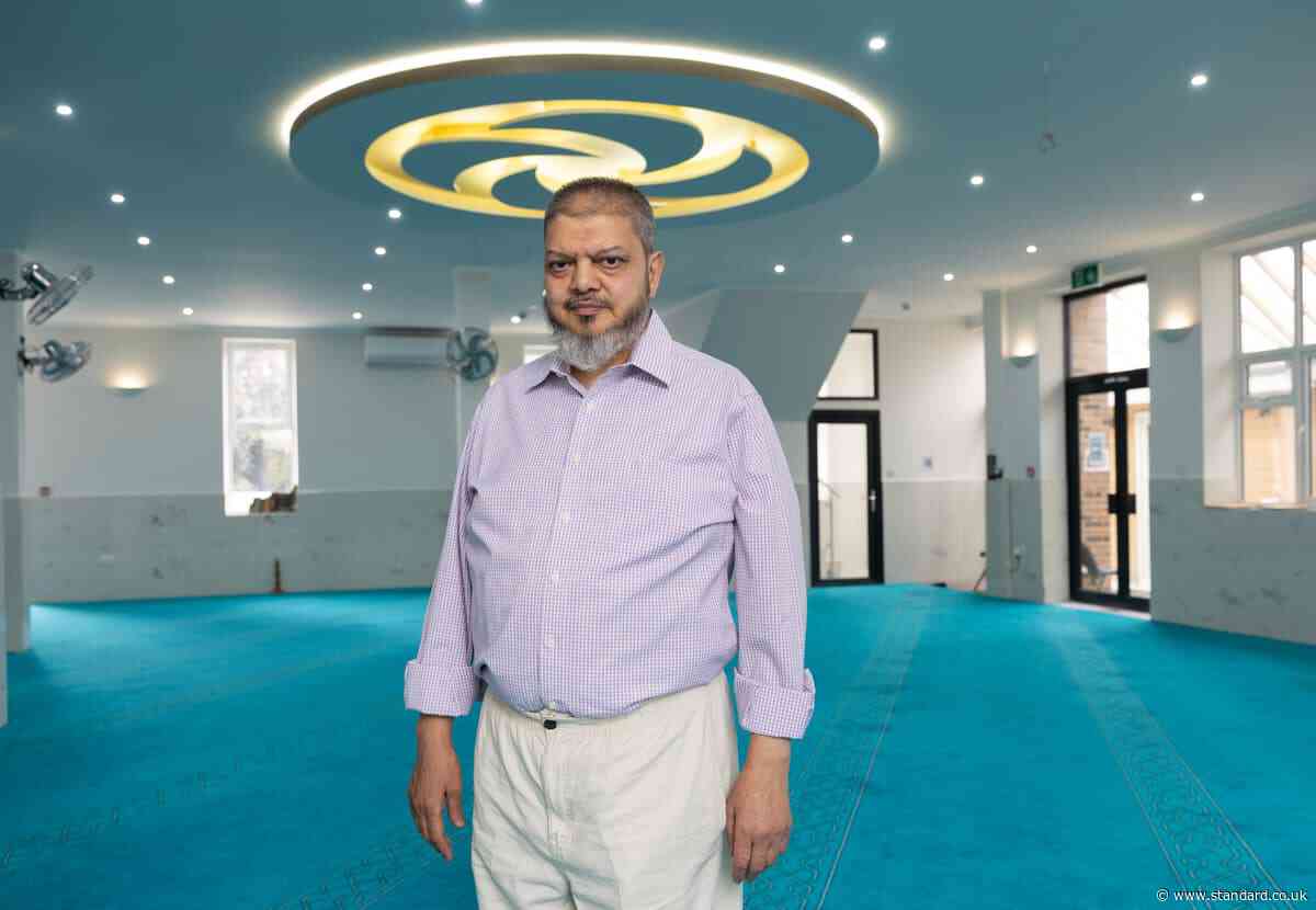 London Muslim community leader tells of 'shock' after police thwarted suspected terror attack targeting mosque