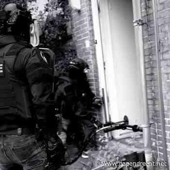 Team Parate Eenheid bezoekt woning