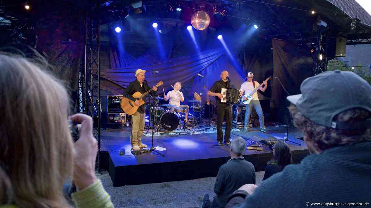 „Rainer von Vielen“ in Landsberg: Von magisch-mystisch bis rockig-tanzbar
