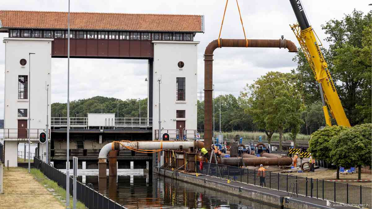 KBN: ‘Alle schepen weg uit Twentekanaal voor stremming sluis Eefde’