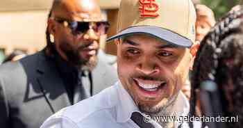 Chris Brown bekent schuld in mishandelingszaak Britse nachtclub
