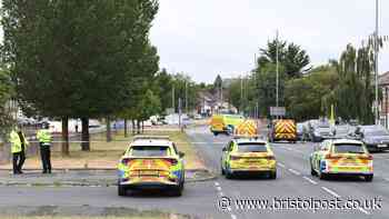 Four men in same car killed in lampost crash