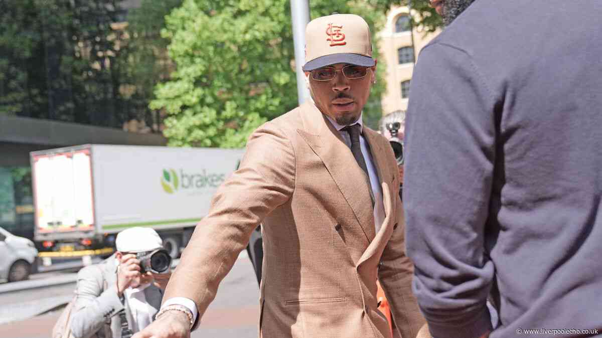 Singer Chris Brown pleads guilty after nightclub attack in London